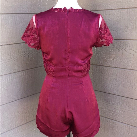 Wild Honey Floral Romper - Picture 4 of 6